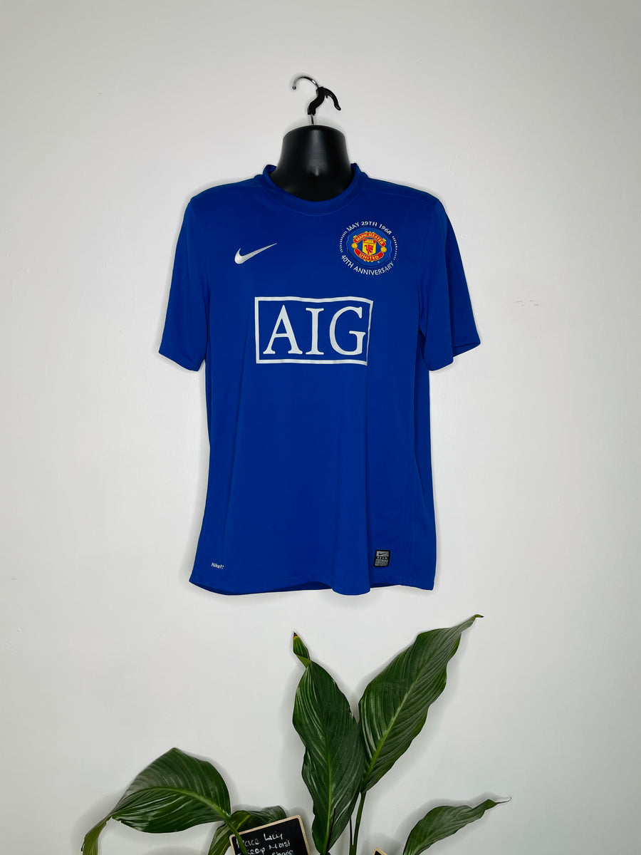 Manchester united 08 09 signed  3 for sale in Ireland 