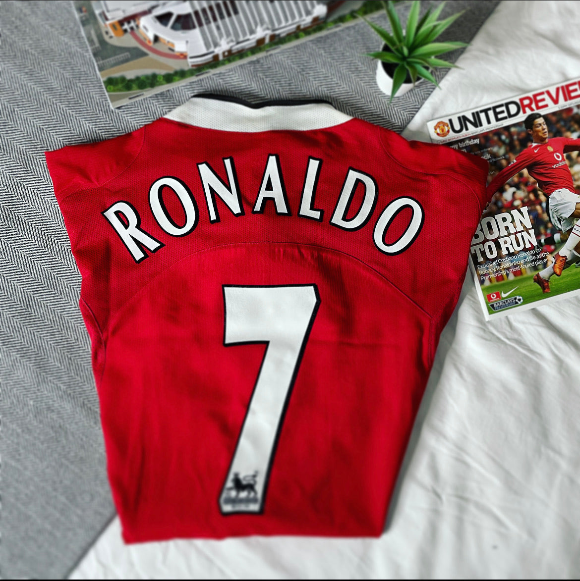 2004-06 MANCHESTER UNITED HOME SHIRT RONALDO #7 – Men In Blazers Shop