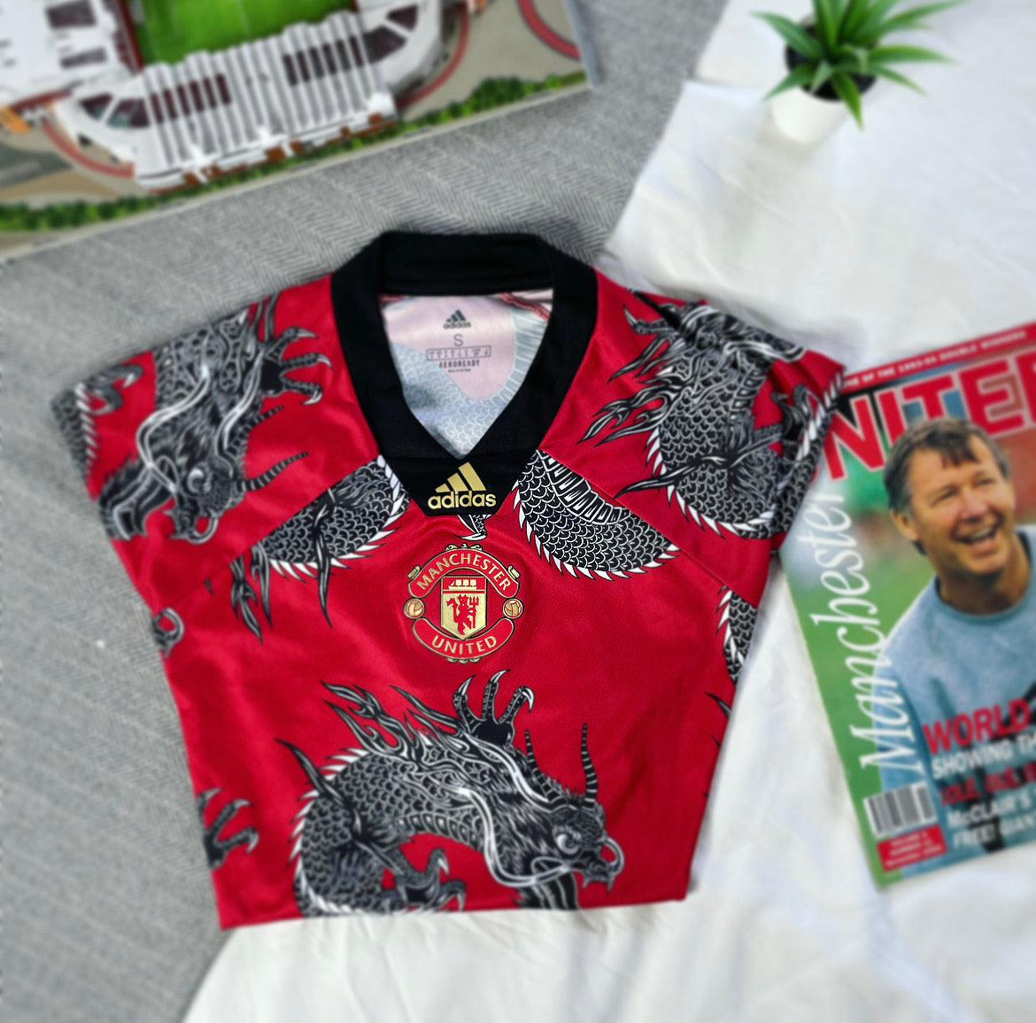 Manchester united chinese new year hot sale kit 2020