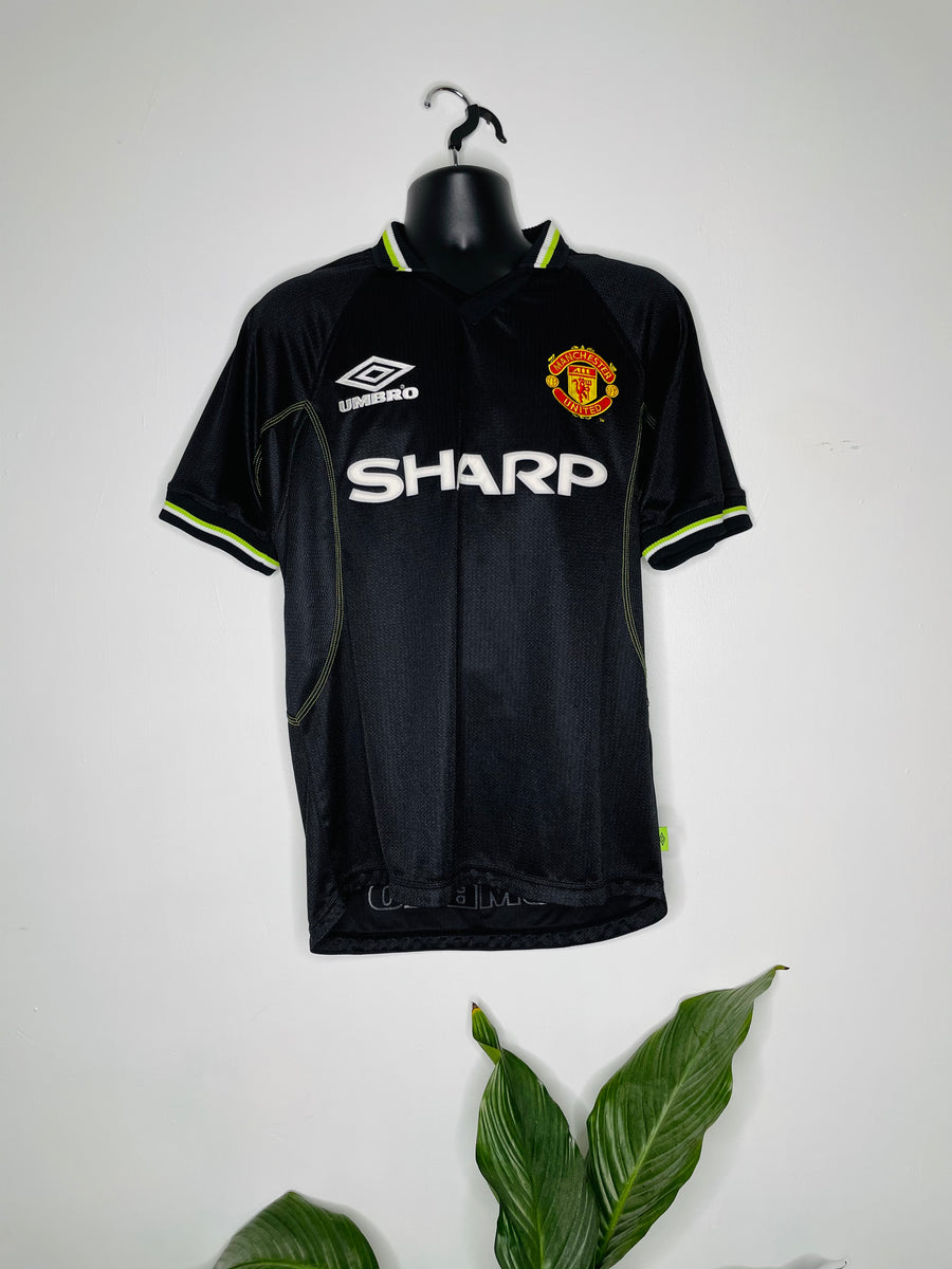 Vintage Manchester United Umbro jersey SHARP